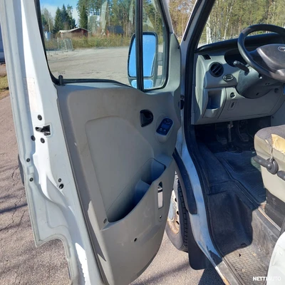 Nissan Interstar 2010, photo 7/10