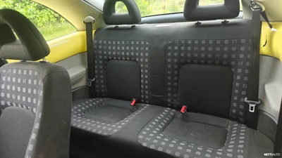 Volkswagen New Beetle 1.8 bensa turbo 2000, kuva 7/9
