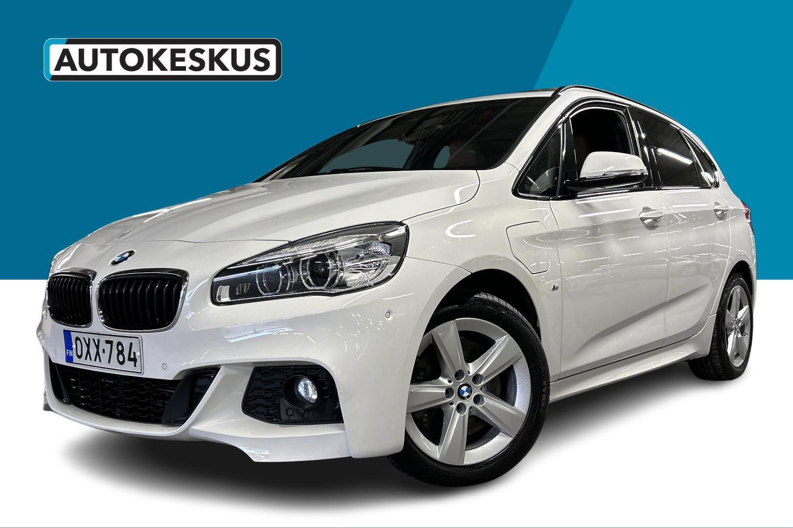 BMW 225