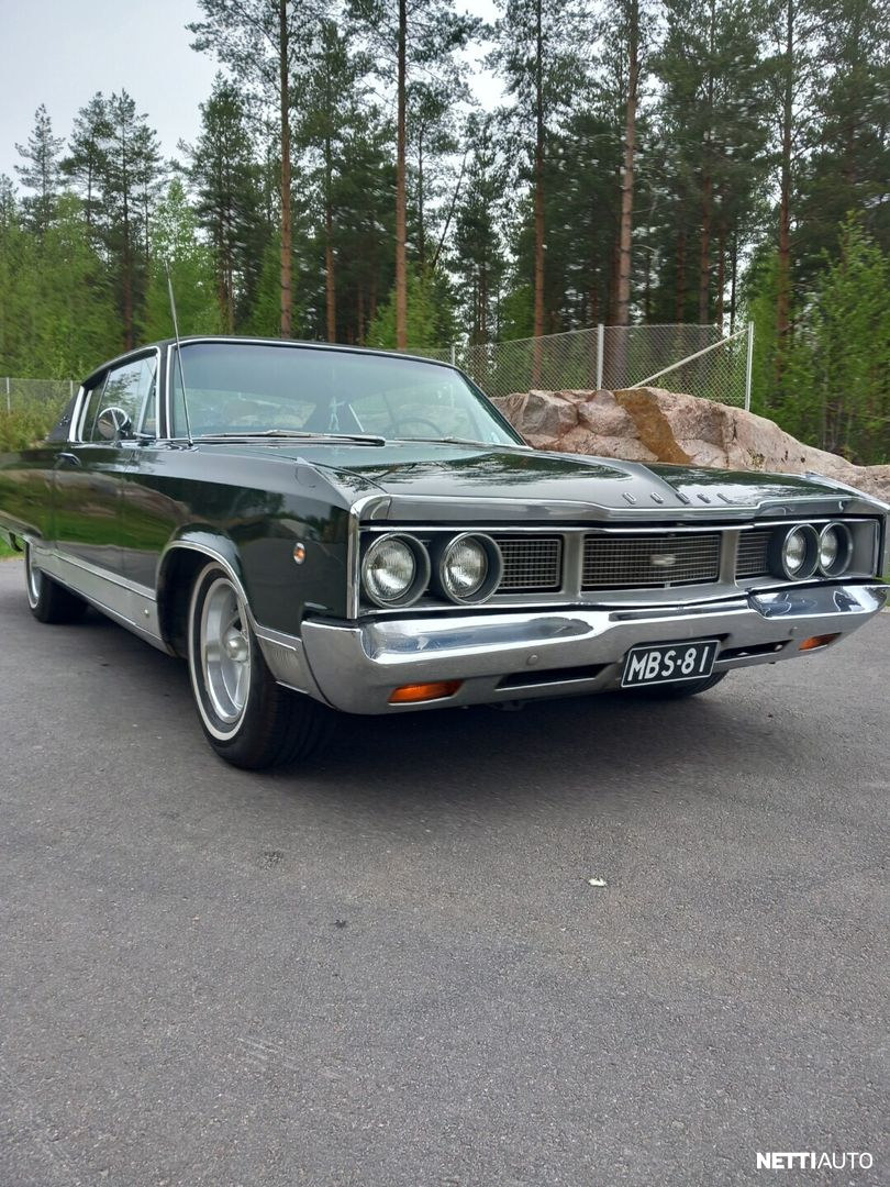 Dodge Monaco