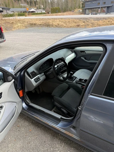 BMW 316 1998, kuva 7/8