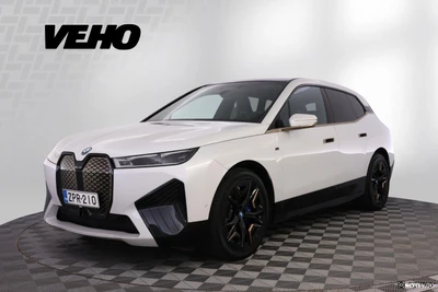 BMW iX M60 Nelipyöräohjaus 2022, photo 1/10