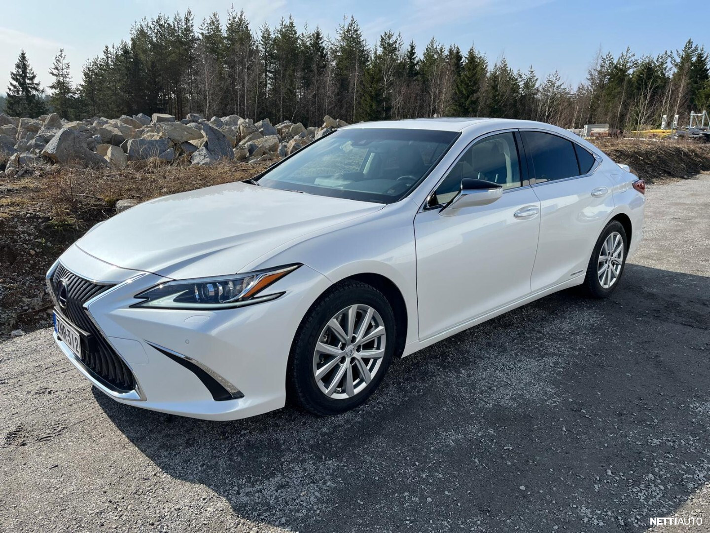 Lexus ES300 2021, photo 3/9