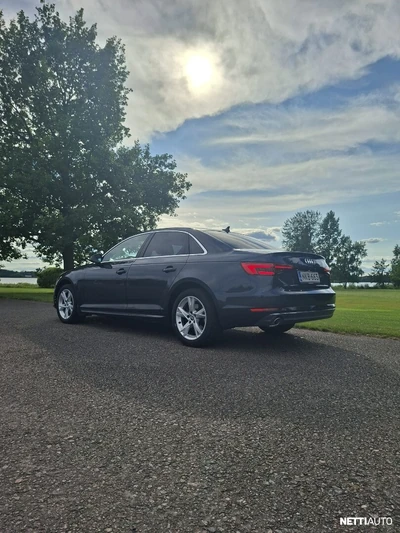 Audi A4 2016, photo 6/18
