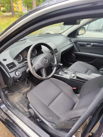 Mercedes-Benz C CDI Business 2008, kuva 4/7
