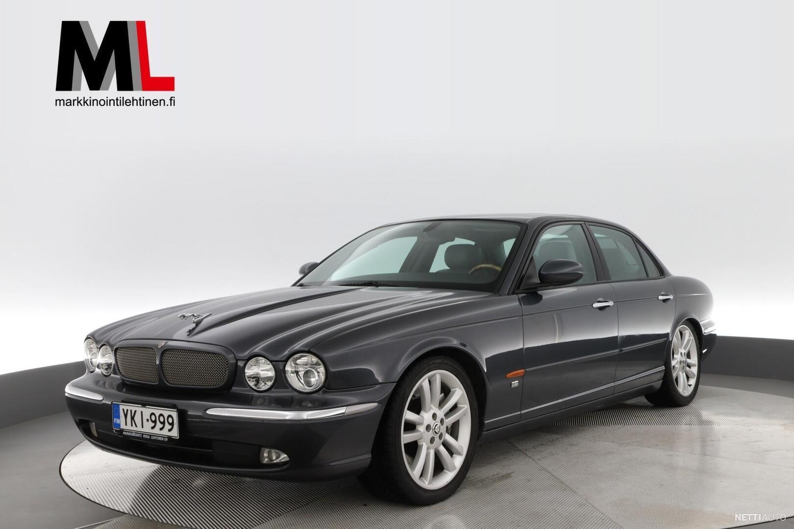 Jaguar XJR