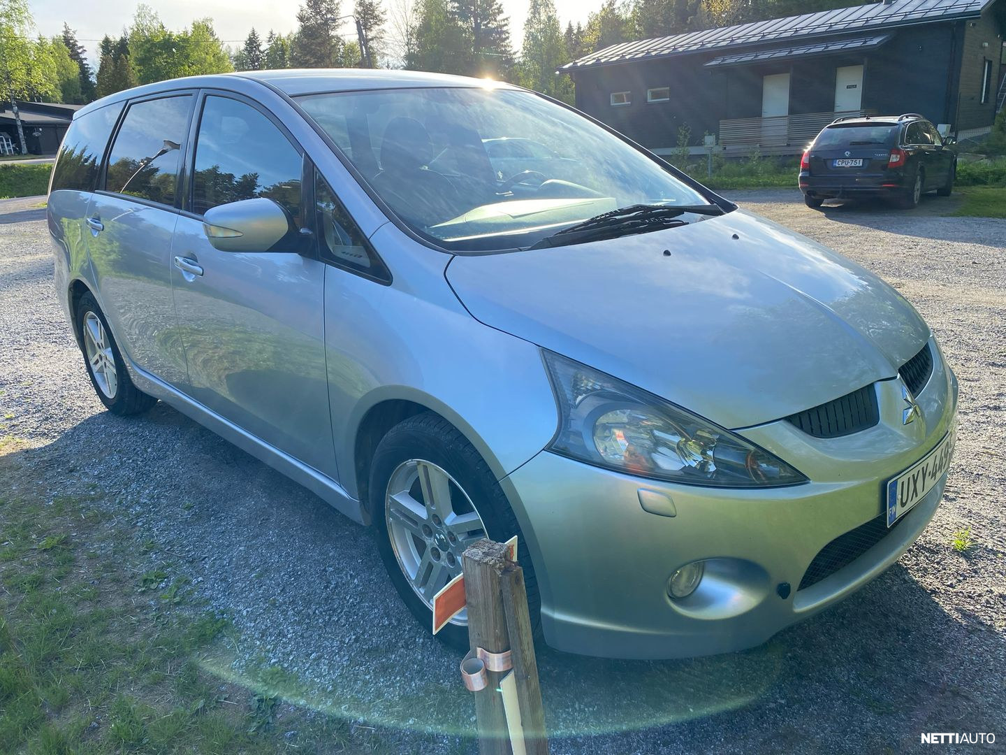 Mitsubishi Grandis
