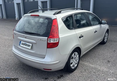 Hyundai i30 1.6 Wagon 2009, photo 3/16