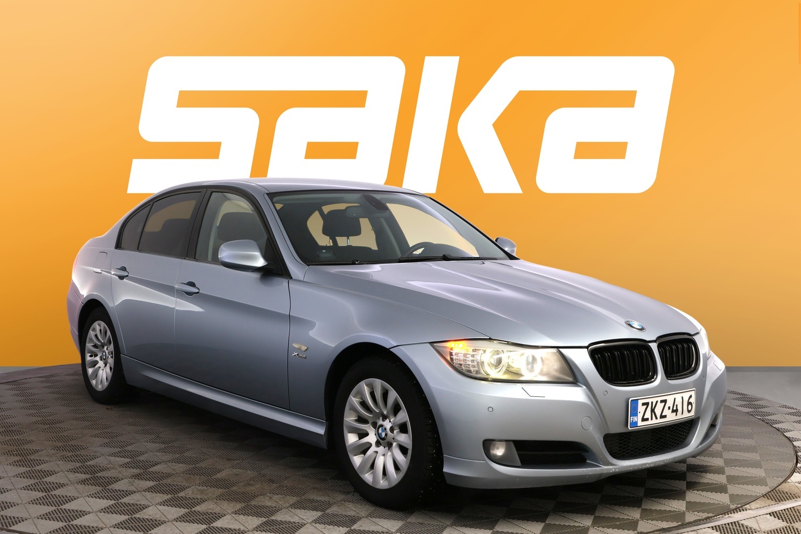 BMW 320