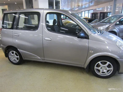 Toyota Yaris Verso STW 1,4D4D 2003, photo 6/19
