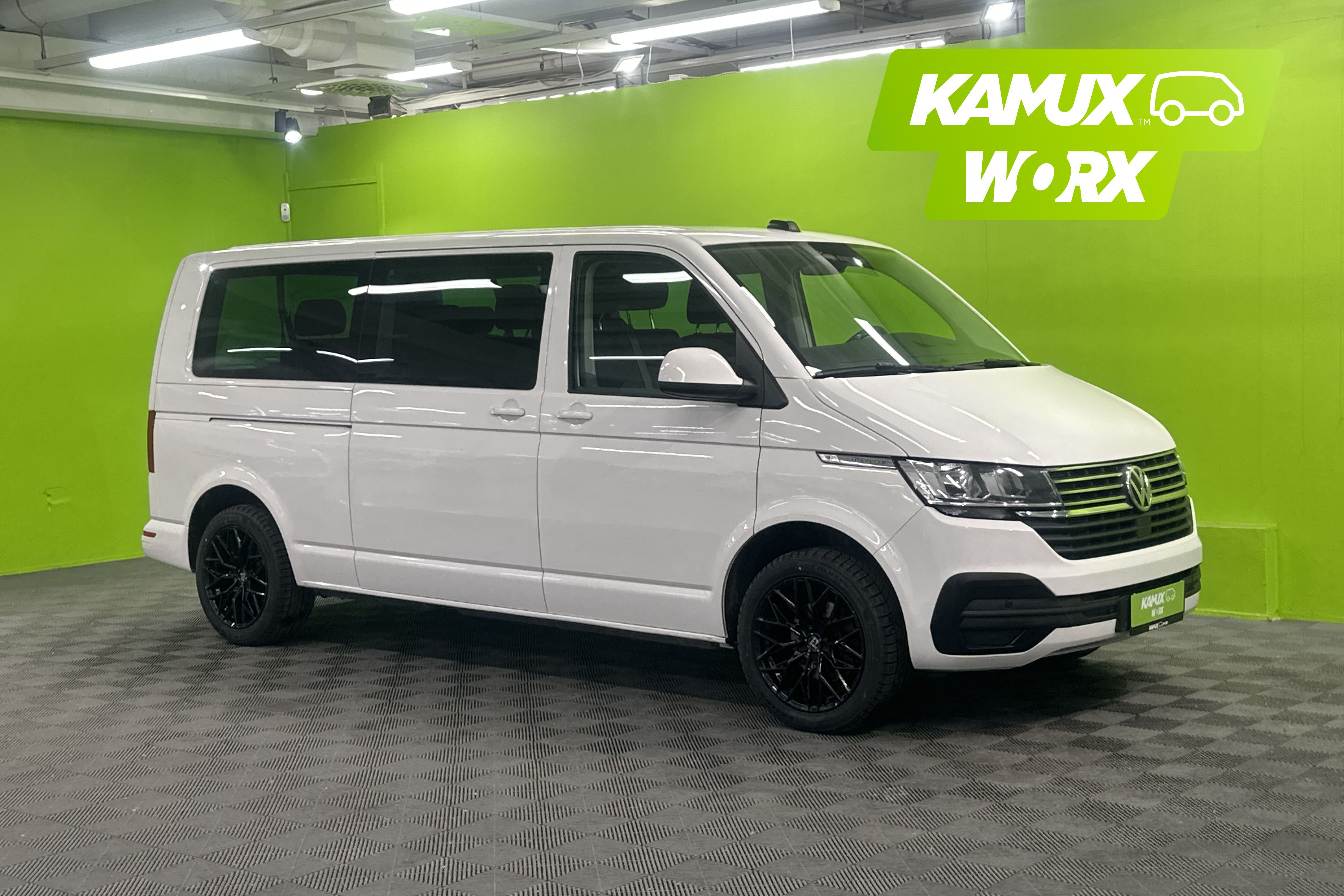 Volkswagen Caravelle Comfortline pitkä 2,0 TDI 110 kW DSG  9Paikkanen