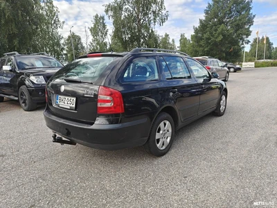 Skoda Octavia 2,0 TDI Automaatti 2008, kuva 6/16