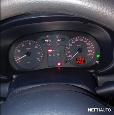 Renault Clio 2000, photo 7/13