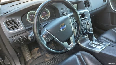 Volvo S60 D3 Summum aut 2011, kuva 4/6