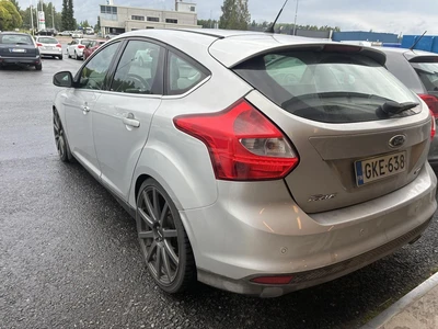 Ford Focus 2012, photo 3/6