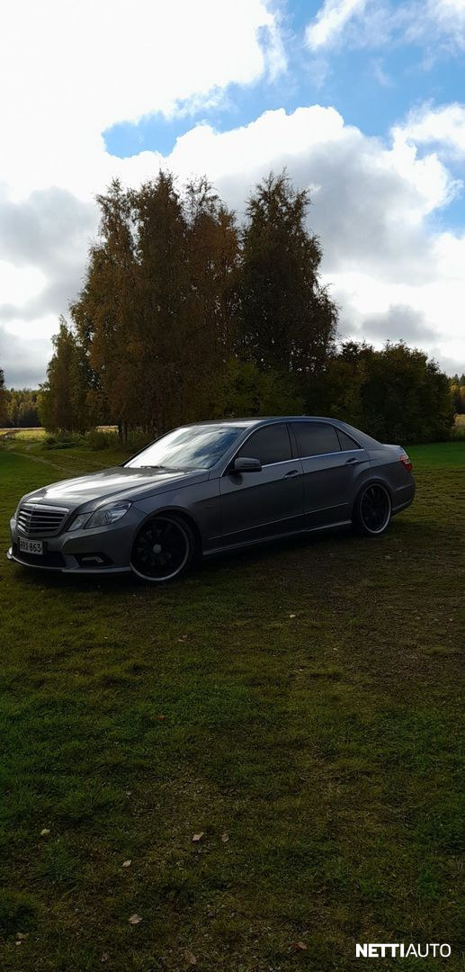 Mercedes-Benz E