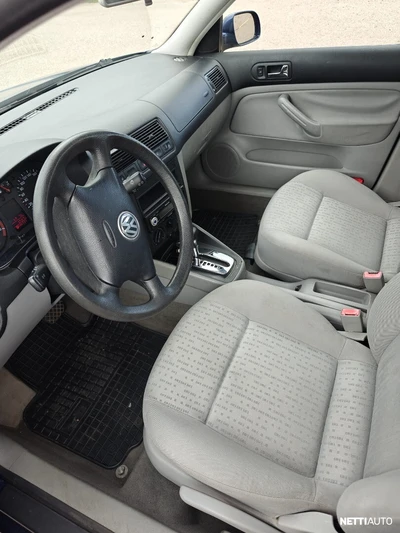 Volkswagen Golf 1,6 75 kW Comfortline 2d 2005, kuva 7/8
