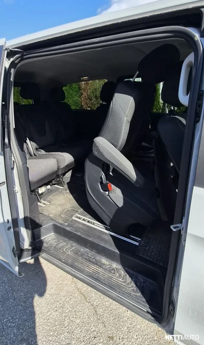 Mercedes-Benz EQV 300 e keskipitkä A2 2024, photo 7/10