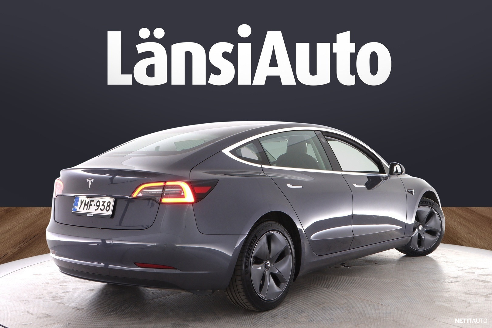 Tesla Model 3 2020, kuva 7/33