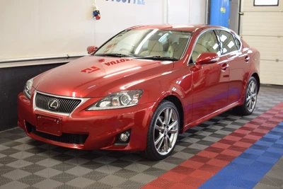Lexus IS 2012, kuva 4/27
