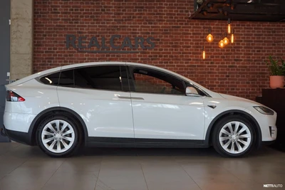Tesla Model X 2020, kuva 5/18