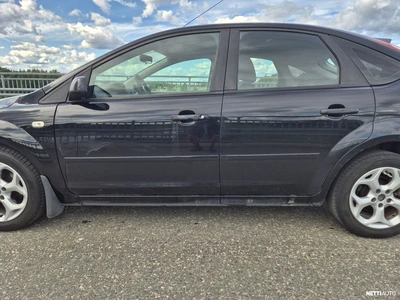 Ford Focus 2006, photo 3/15