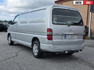 Toyota Hiace 2,5 D-4D 95 4ov pitkä 2011, kuva 3/24