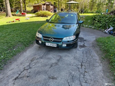 Opel Omega 2,0 16V CD ABS 4d 1998, photo 2/5