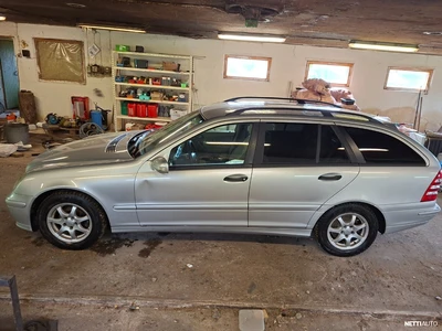 Mercedes-Benz C 220T CDI 2006, kuva 2/14