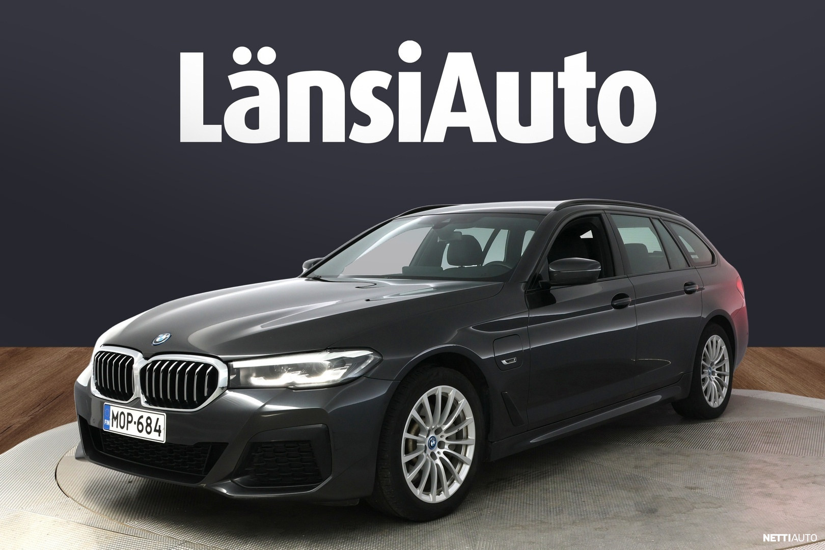 BMW 530