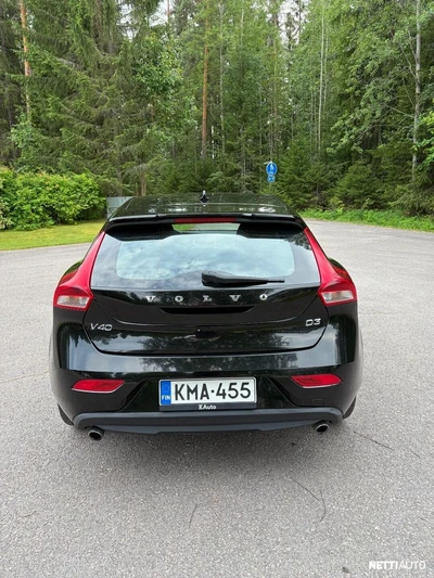 Volvo V40 D3 Momentum Business 2012, photo 3/14