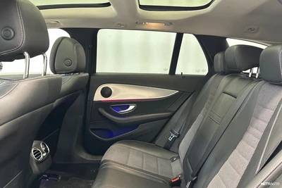 Mercedes-Benz E 2017, photo 6/9