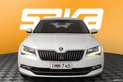 Skoda Superb 2016, kuva 2/43