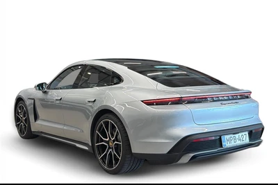 Porsche Taycan Turbo 2024, kuva 2/28