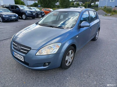 Kia Ceed 1,6 EX HB 5D A/T 2009, photo 1/2