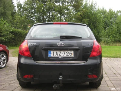 Kia Ceed 2007, photo 5/21