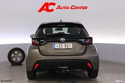 Toyota Yaris 1,5 Hybrid Active 2020, photo 4/28