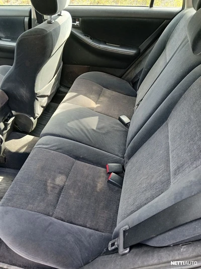 Toyota Corolla 2003, kuva 7/8