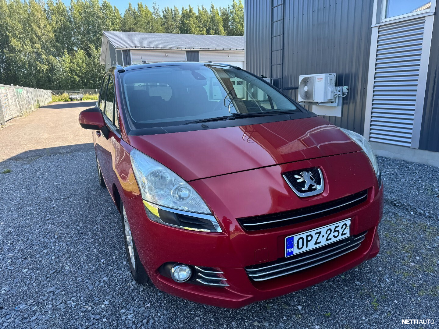 Peugeot 5008