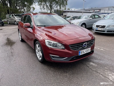 Volvo V60 2016, photo 1/10