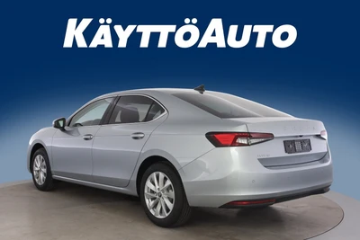 Skoda Superb 2026, photo 3/11