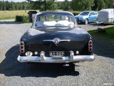 Packard 250 1952, photo 2/13