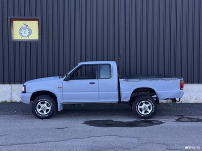 Mazda B2500 1996, photo 2/22