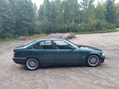 BMW 320 1997, kuva 2/8