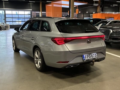 Seat Leon Sportstourer 2021, photo 3/6
