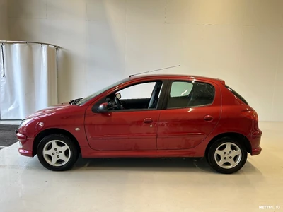 Peugeot 206 1,4 Trendy 5ov 2006, photo 4/22