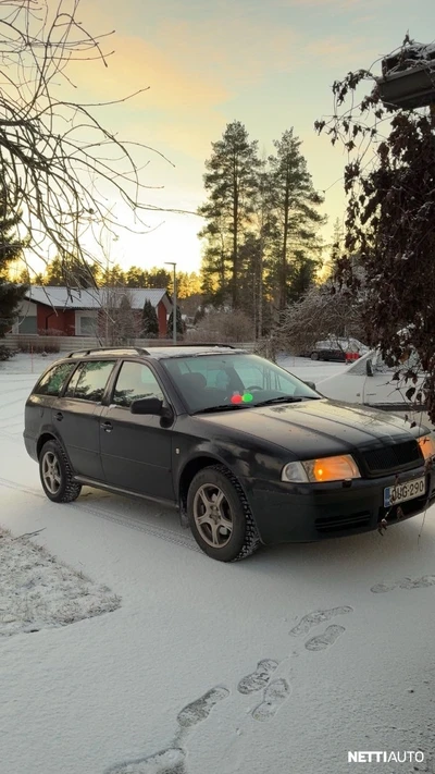 Skoda Octavia Combi 1,9 TDI 66kW Classic 2004, kuva 3/5