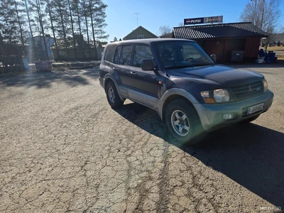 Mitsubishi Pajero 2001, photo 1/12