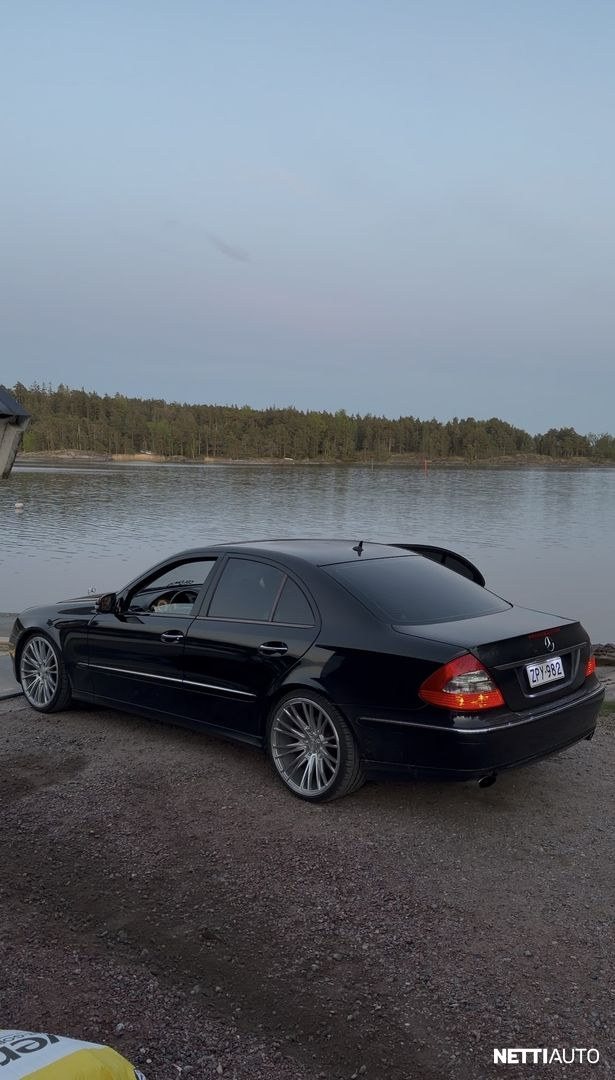 Mercedes-Benz E