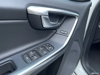 Volvo V60 2018, photo 7/10